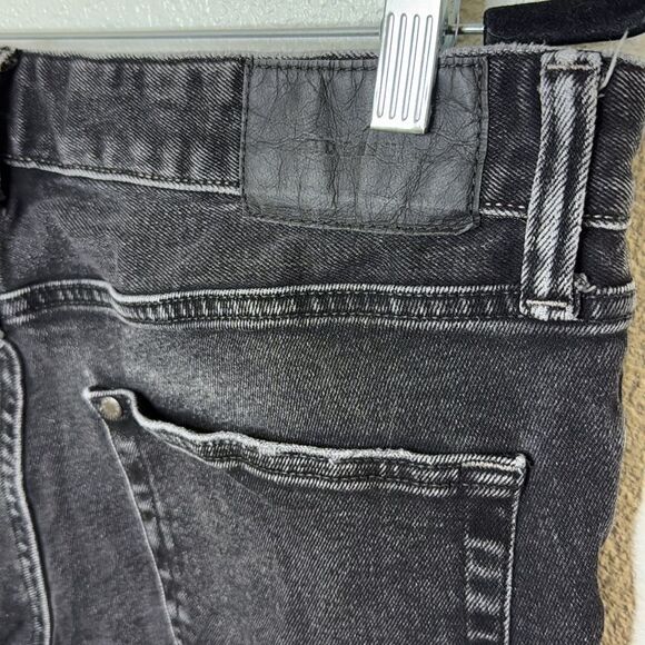 &Denim- Slim Fit Cuffed Button Fly Distressed Bermuda Shorts black- Size 34 - Picture 7 of 10